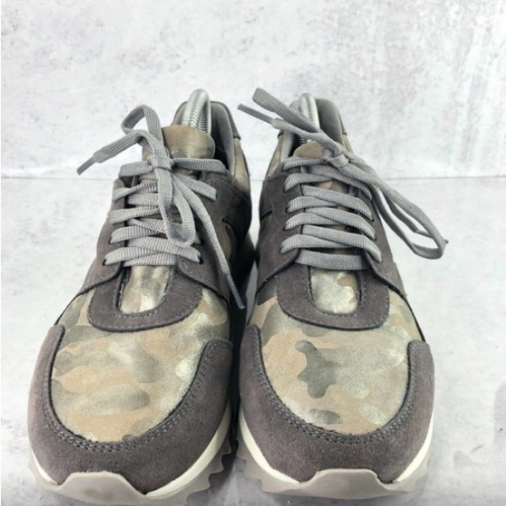 Charleston Shoe Company Women's 7 Chewie Sneakers Shoes Gray Camo